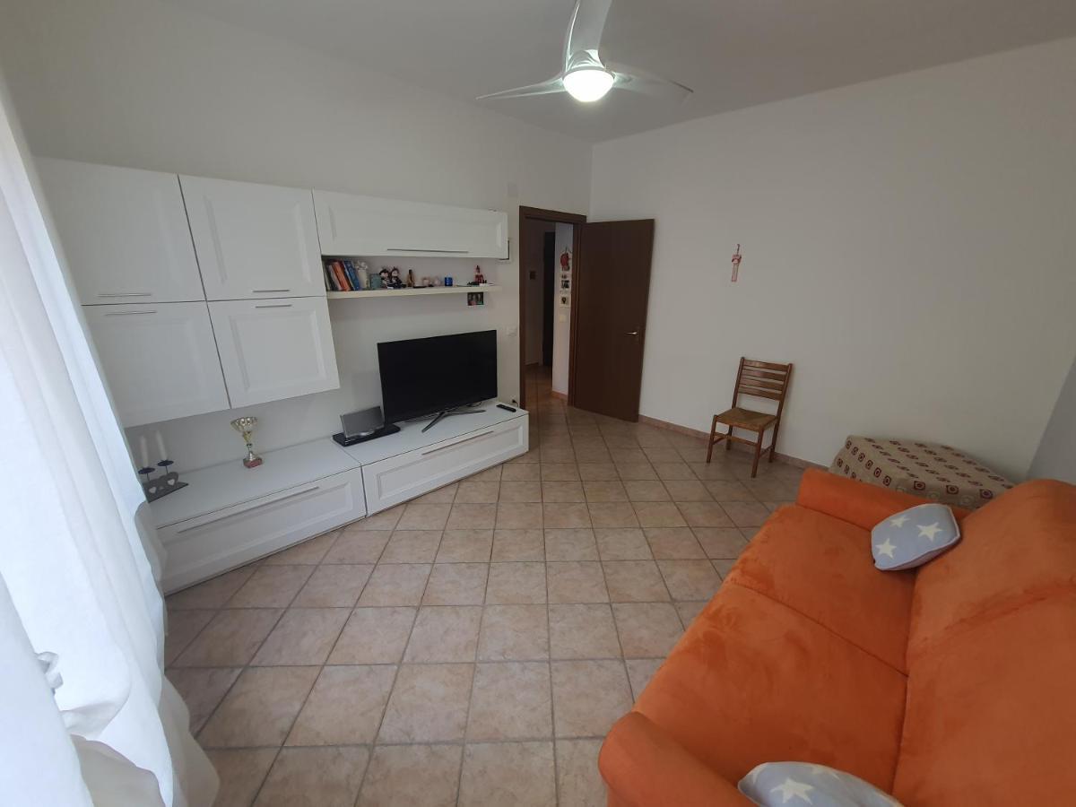 Appartamento In Centro A 30M Dal Mare Spotorno Exterior photo